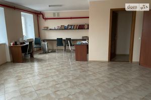 Продается офис 45 кв. м в административном здании
