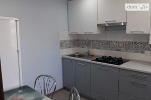 Сдается в аренду 1-комнатная квартира 33 кв. м в Николаеве