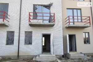 Продается дом на 3 этажа 124 кв. м с участком