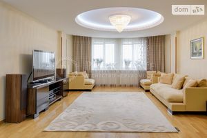 Продается 4-комнатная квартира 136 кв. м в Киеве