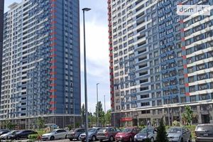 Продается 2-комнатная квартира 71 кв. м в Киеве