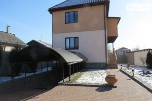 Продается дом на 2 этажа 150 кв. м с беседкой