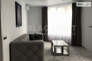 Продается 3-комнатная квартира 88 кв. м в Киеве
