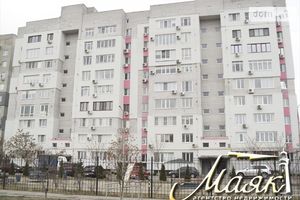 Продается 2-комнатная квартира 70 кв. м в Запорожье