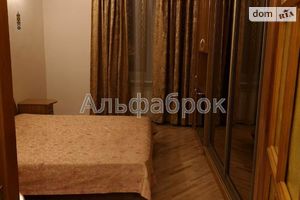 Сдается в аренду 3-комнатная квартира 90 кв. м в Киеве
