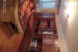 Продается 3-комнатная квартира 62 кв. м в Чернигове