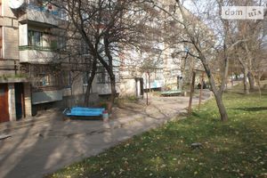 Продається 1-кімнатна квартира 35 кв. м у Кривому Розі