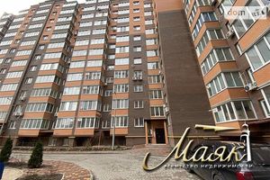Продается 1-комнатная квартира 43 кв. м в Запорожье