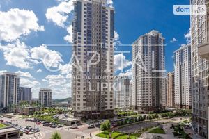 Продается 6-комнатная квартира 312 кв. м в Киеве