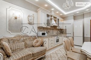 Сдается в аренду 3-комнатная квартира 118 кв. м в Киеве
