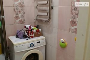 Продается 2-комнатная квартира 55 кв. м в Днепре