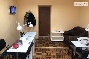 Сдается в аренду объект сферы услуг 20 кв. м в 4-этажном здании
