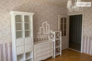 Продается 2-комнатная квартира 49 кв. м в Киеве