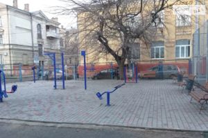 Продается 3-комнатная квартира 60 кв. м в Одессе