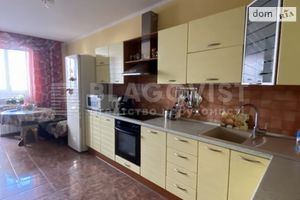Продается 2-комнатная квартира 83 кв. м в Киеве