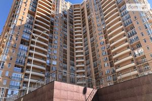 Продается 1-комнатная квартира 52.8 кв. м в Одессе