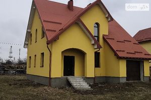 Продається частина будинку 173 кв. м с басейном