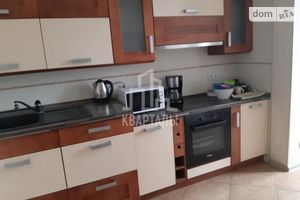 Сдается в аренду 4-комнатная квартира 149 кв. м в Киеве