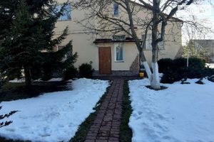 Продается дом на 2 этажа 198 кв. м с гаражом