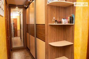 Продается 2-комнатная квартира 50.3 кв. м в Ровно