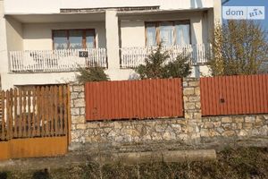 Продается дом на 2 этажа 280 кв. м с подвалом