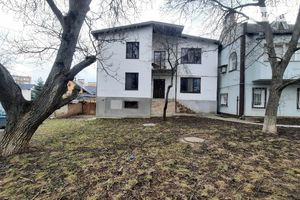 Сдается в аренду дом на 2 этажа 170 кв. м с баней/сауной