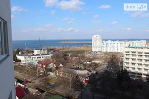 Продается 3-комнатная квартира 106 кв. м в Черкассах