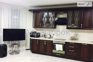 Сдается в аренду 3-комнатная квартира 100 кв. м в Киеве