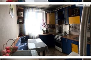 Продається 4-кімнатна квартира 100 кв. м у Немирові