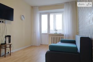 Продается 3-комнатная квартира 56 кв. м в Виннице