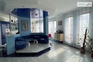 Сдается в аренду 4-комнатная квартира 145 кв. м в Киеве