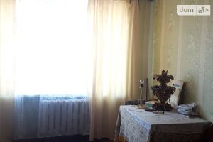 Продается 2-комнатная квартира 45 кв. м в Черкассах