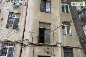Продается 3-комнатная квартира 72 кв. м в Одессе