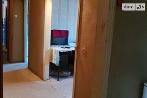 Продается 3-комнатная квартира 66 кв. м в Полтаве