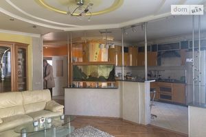 Сдается в аренду 3-комнатная квартира 100 кв. м в Тернополе