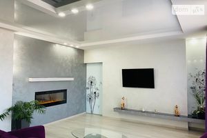 Сдается в аренду 2-комнатная квартира 65 кв. м в Ровно