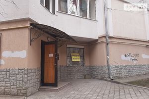 Продается торгово-развлекательный комплекс 93 кв. м в 7-этажном здании