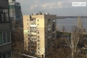 Продається 1-кімнатна квартира 38.2 кв. м у Дніпрі
