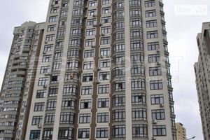 Продается 2-комнатная квартира 65 кв. м в Киеве