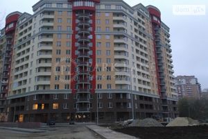 Продается 2-комнатная квартира 65 кв. м в Киеве