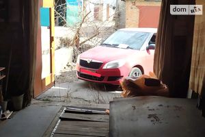 Продается место в гаражном кооперативе под легковое авто на 24 кв. м