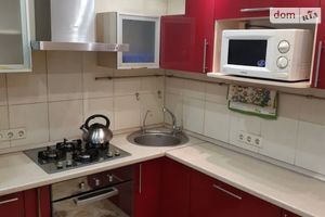 Продается 1-комнатная квартира 38 кв. м в Днепре