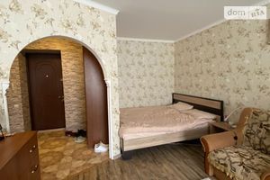 Сдается в аренду 1-комнатная квартира 45 кв. м в Тернополе