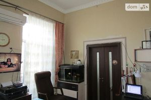 Продается 3-комнатная квартира 73 кв. м в Днепре