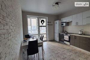Сдается в аренду 1-комнатная квартира 43 кв. м в Киеве