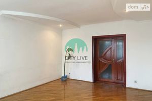 Продается 3-комнатная квартира 88 кв. м в Ивано-Франковске