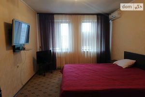 Сдается в аренду 4-комнатная квартира 110 кв. м в Виннице
