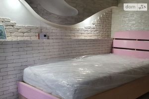 Сдается в аренду 2-комнатная квартира 68 кв. м в Запорожье
