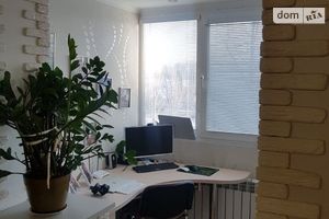 Продается 3-комнатная квартира 64 кв. м в Днепре