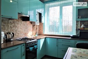 Продается 4-комнатная квартира 61 кв. м в Виннице